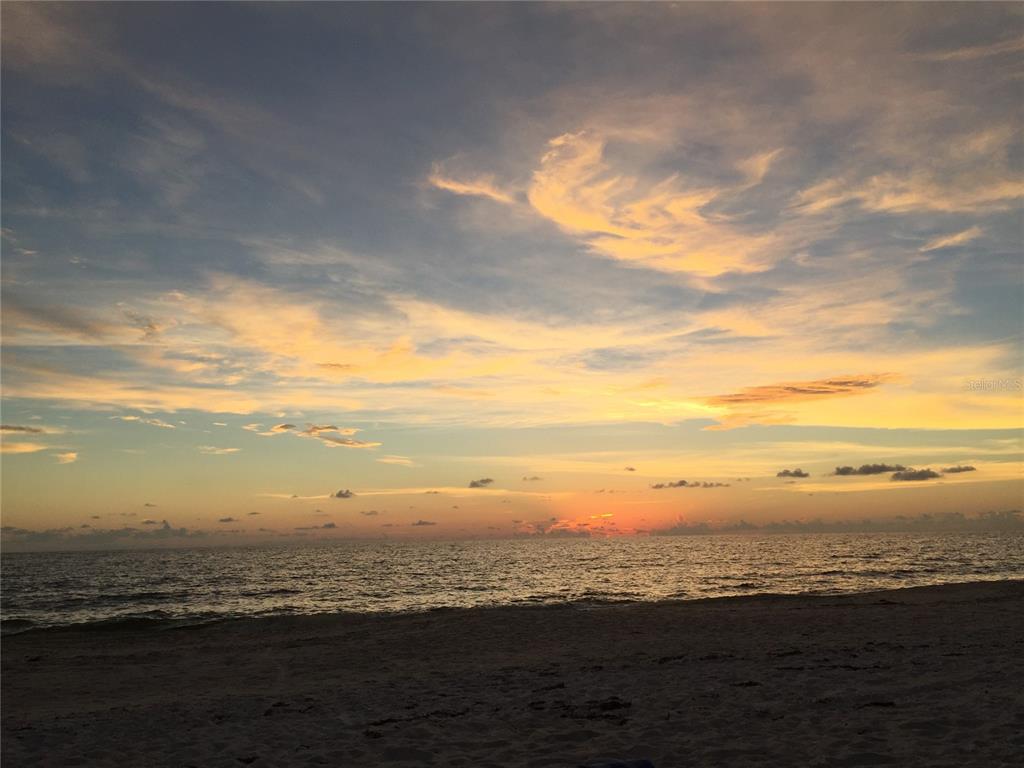 828 South Tuttle Avenue, Unit B Sarasota, FL 34237 - Photo 44 of 63 a view of an ocean