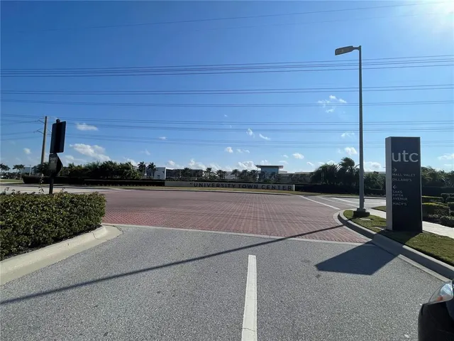 $1,850 | 828 South Tuttle Avenue, Unit B, Sarasota, FL 34237