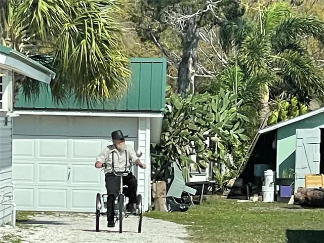 $1,850 | 828 South Tuttle Avenue, Unit B, Sarasota, FL 34237