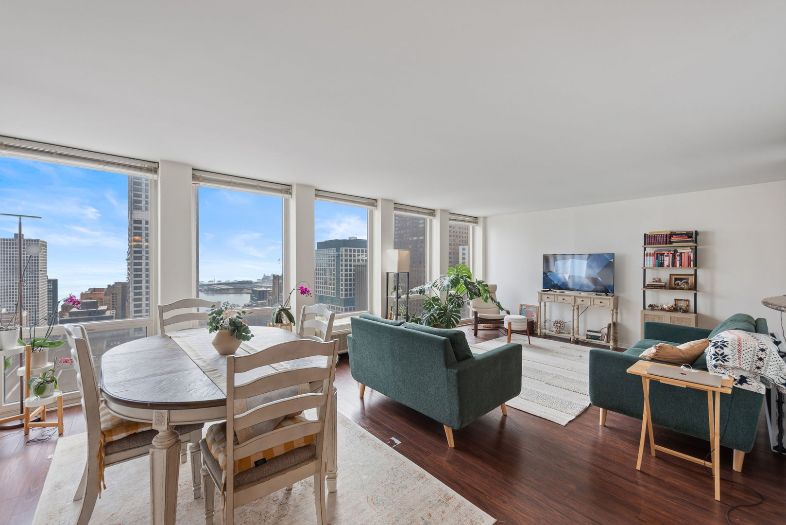 111 East Chestnut Street, Unit 37F Chicago, IL 60611 - Photo 7 of 24