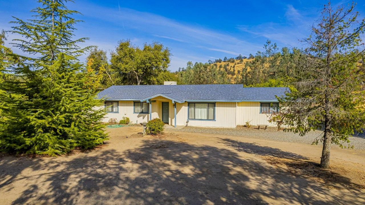 31045 Revis Road Coarsegold, CA 93614 - Photo 1 of 35 Gallery Image 1
