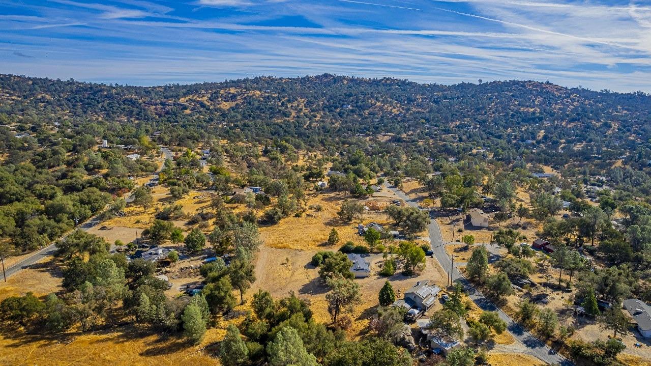 31045 Revis Road Coarsegold, CA 93614 - Photo 2 of 35 Gallery Image 2
