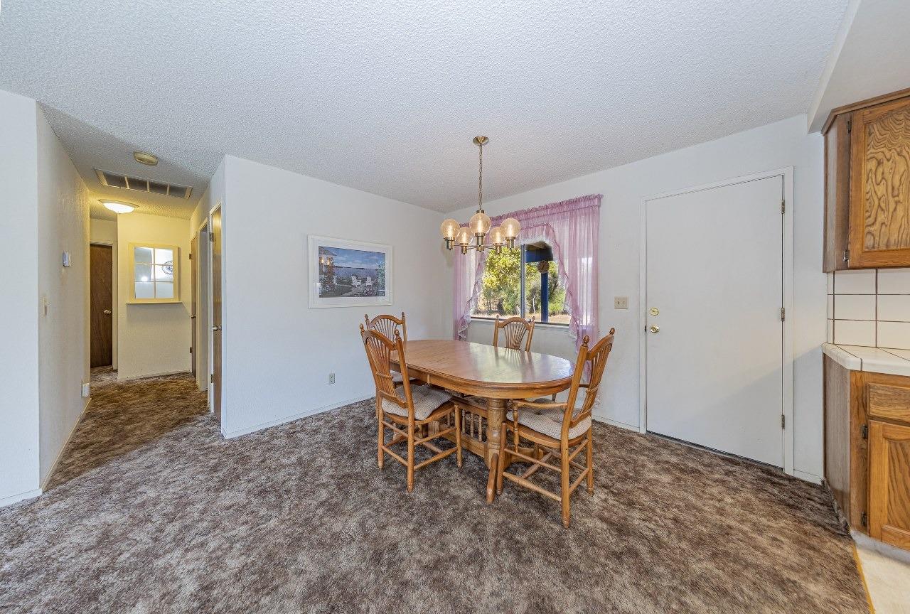 31045 Revis Road Coarsegold, CA 93614 - Photo 8 of 35 Gallery Image 8