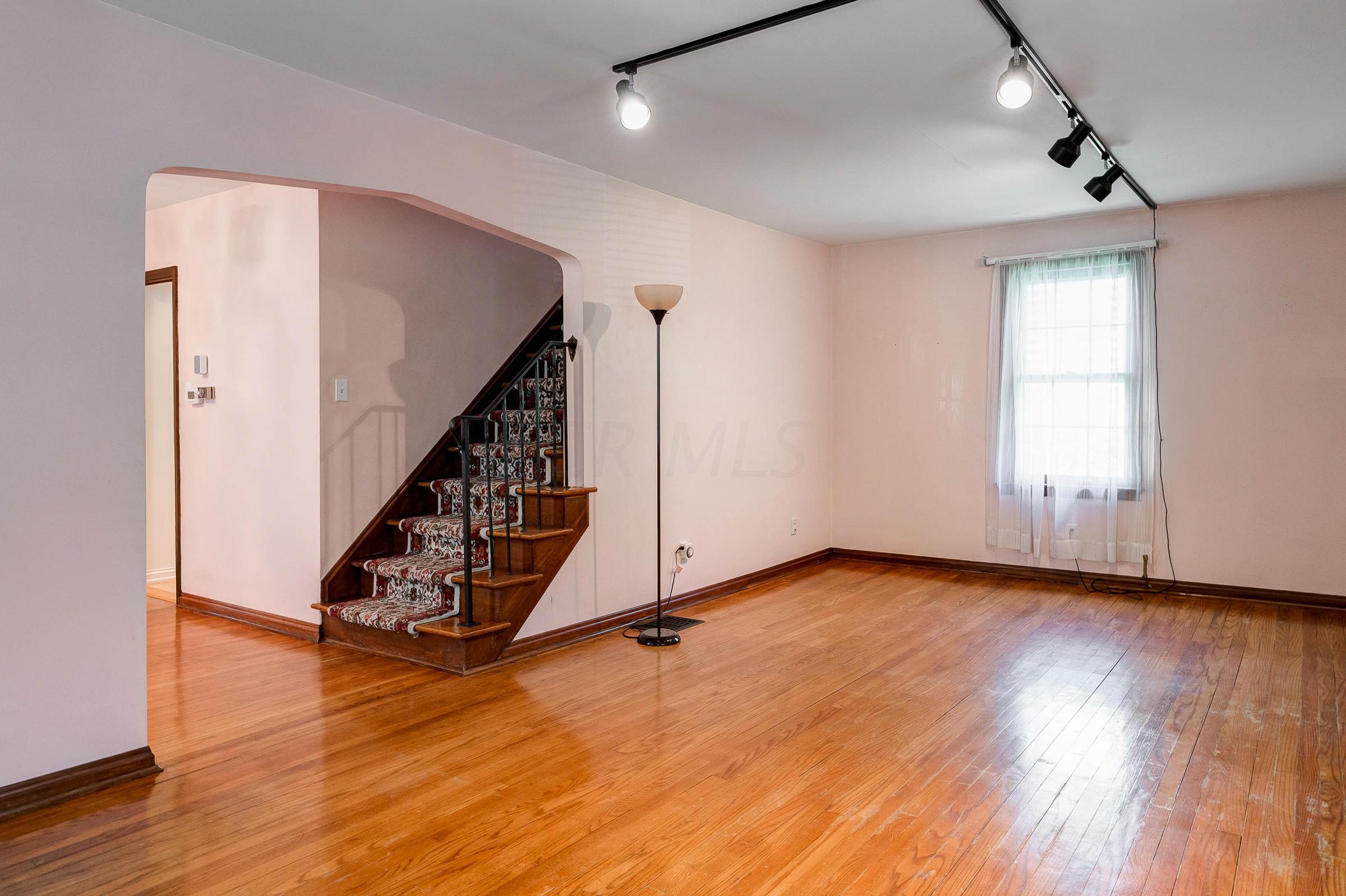 789 South Remington Road Columbus, OH 43209 - Photo 12 of 46