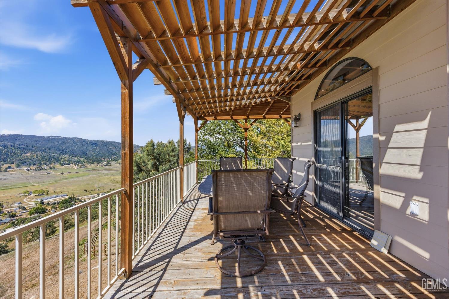 Undisclosed Address Tehachapi, CA 93561 - Photo 29 of 52