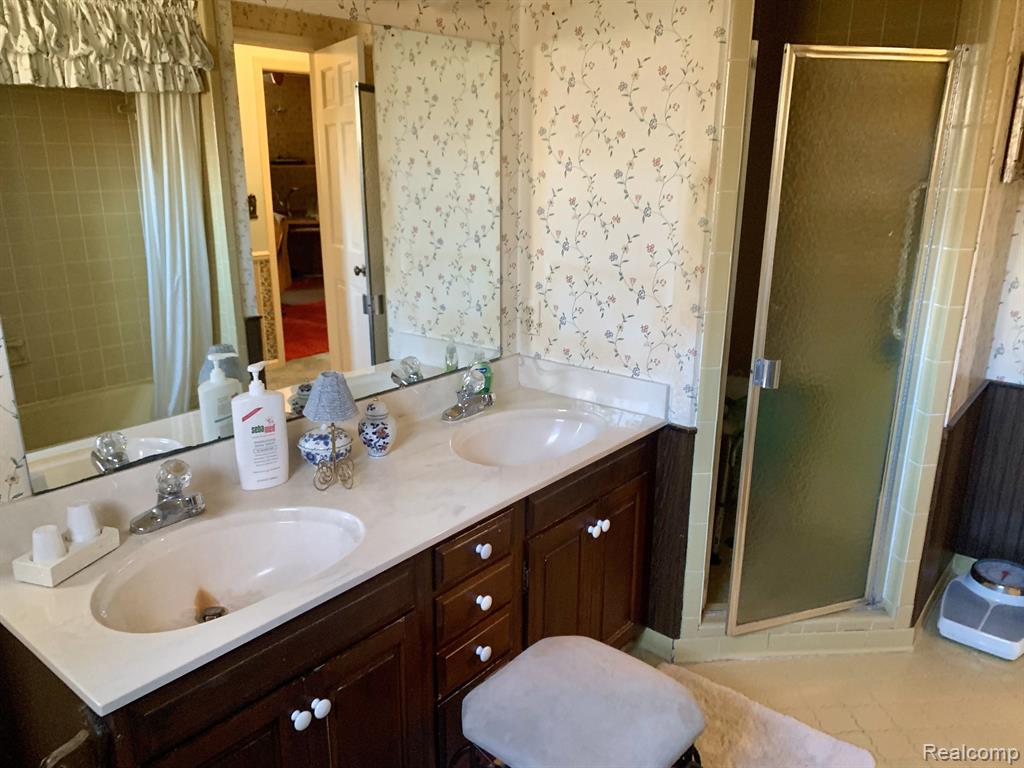 475 Rustic Hills Road Holly, MI 48442 - Photo 27 of 30