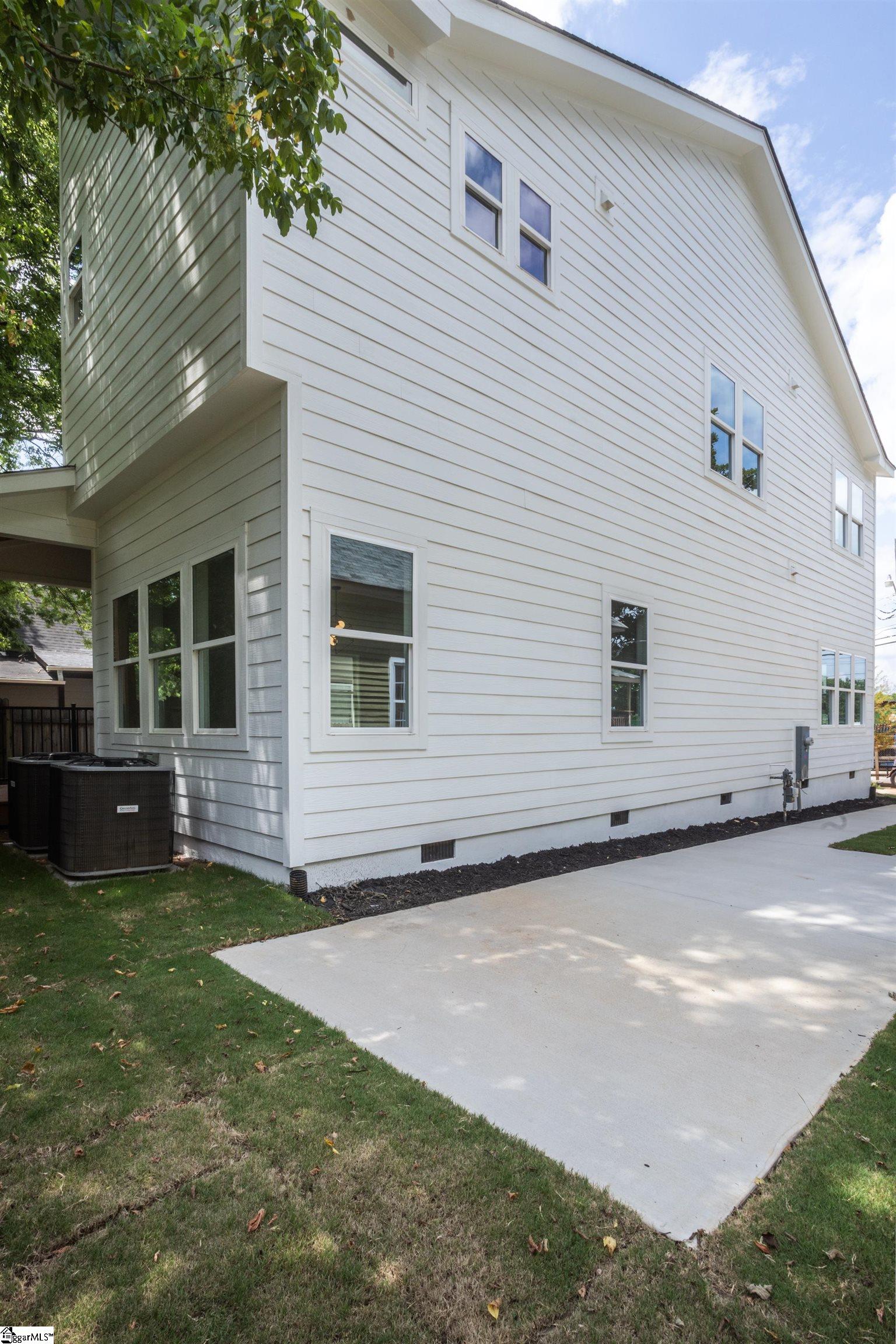 204 Cook Street Greenville, SC 29601 - Photo 21 of 34