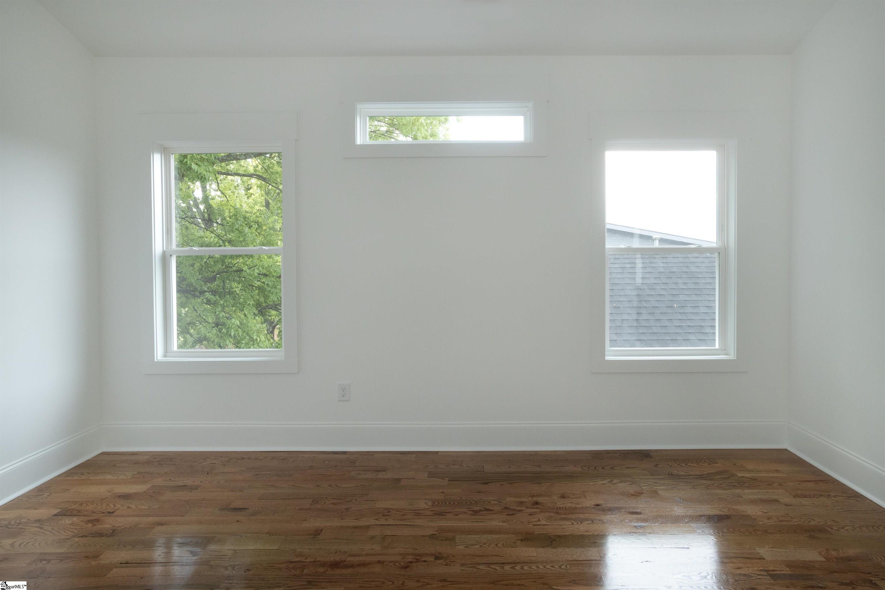 204 Cook Street Greenville, SC 29601 - Photo 5 of 34