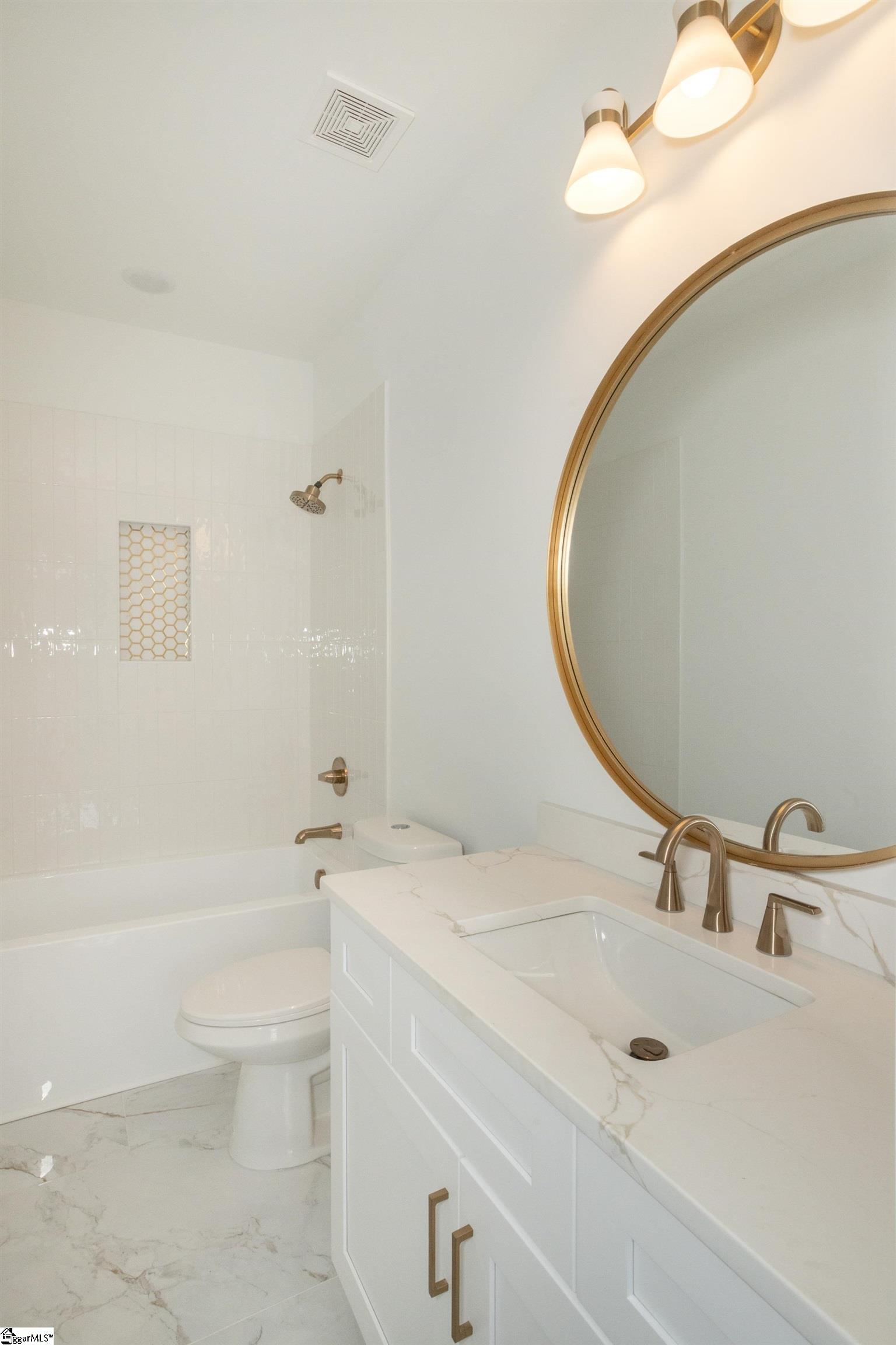 204 Cook Street Greenville, SC 29601 - Photo 7 of 34