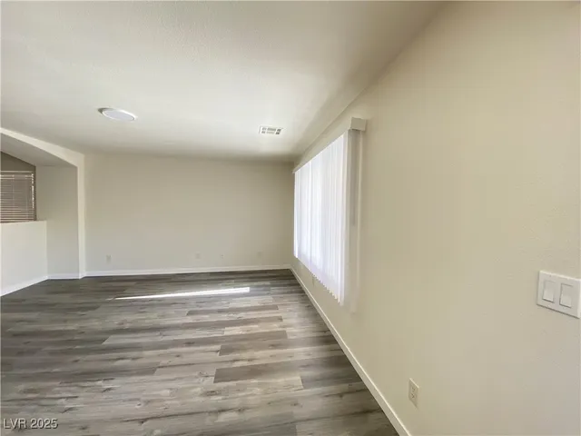 $1,980 | 9607 Gatesville Avenue, Las Vegas, NV 89148