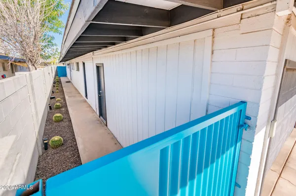 a view of an outdoor space
