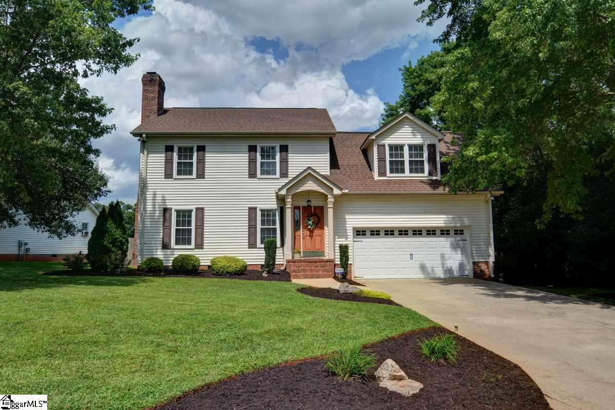 2 Roxbury Court Greenville, SC 29617 - Photo 1 of 23