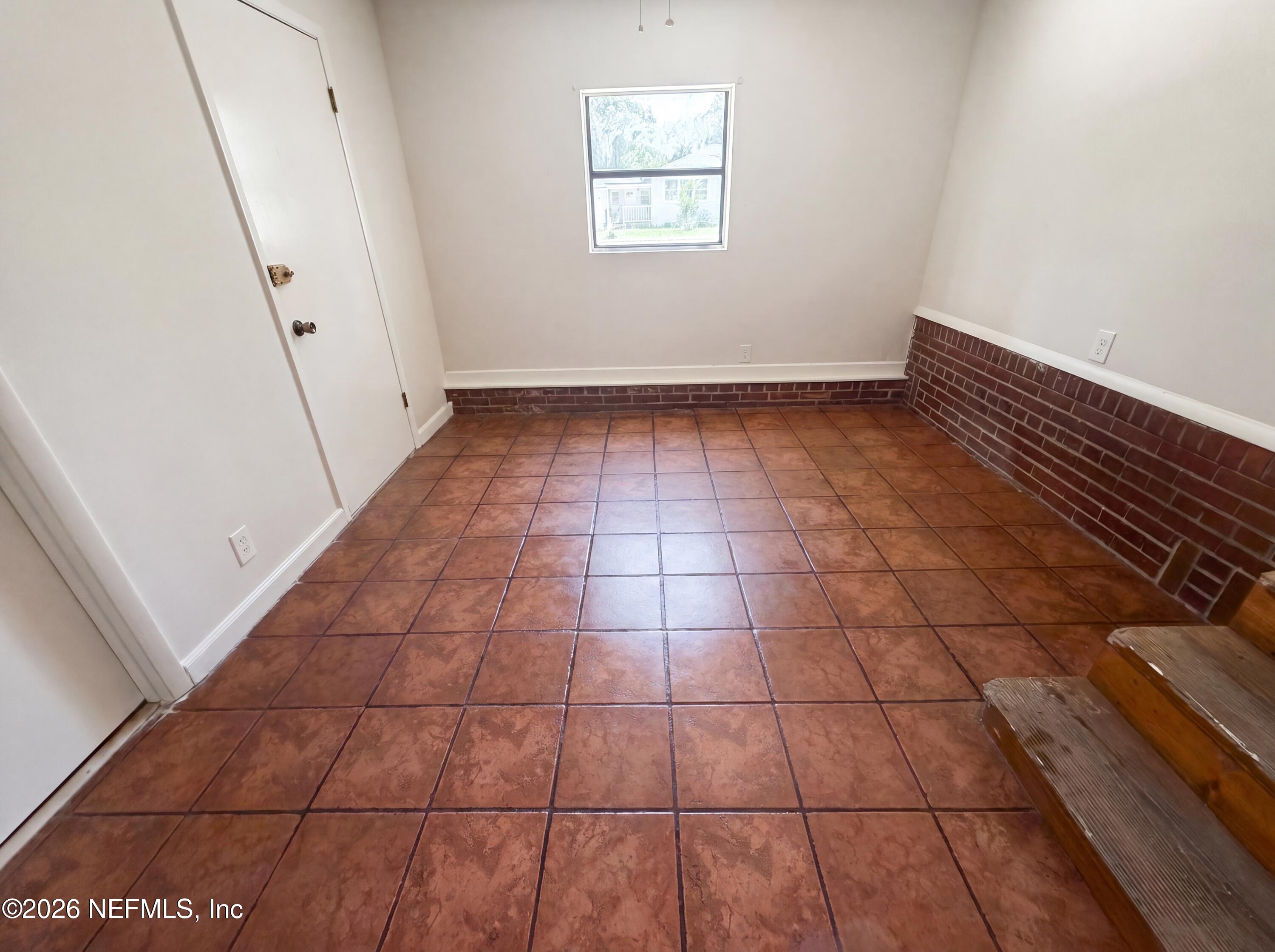 2742 Merwyn Road Jacksonville, FL 32207 - Photo 21 of 22 photo_19