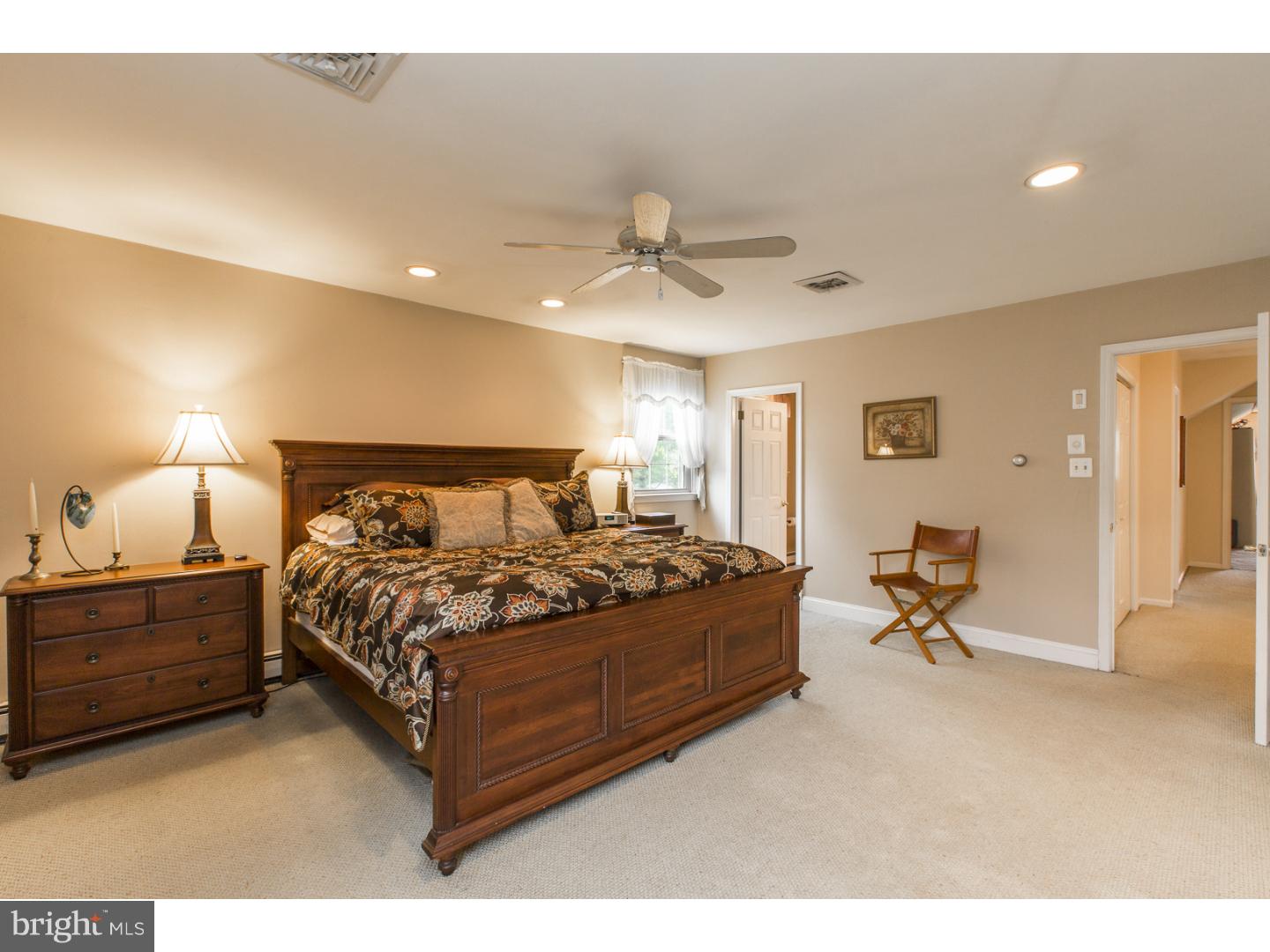 894 Broadmoor Road Huntingdon Valley, PA 19006 - Photo 14 of 24 Gallery Image 14