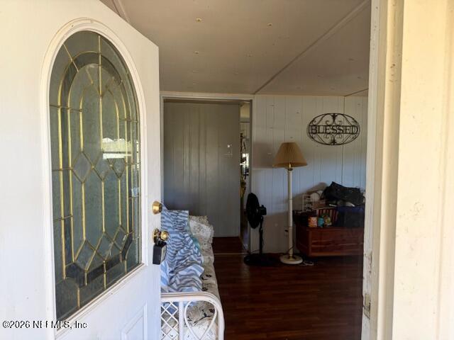 126 Golf Course Lane Crescent City, FL 32112 - Photo 9 of 23 a view of hallway with livingroom and furniture