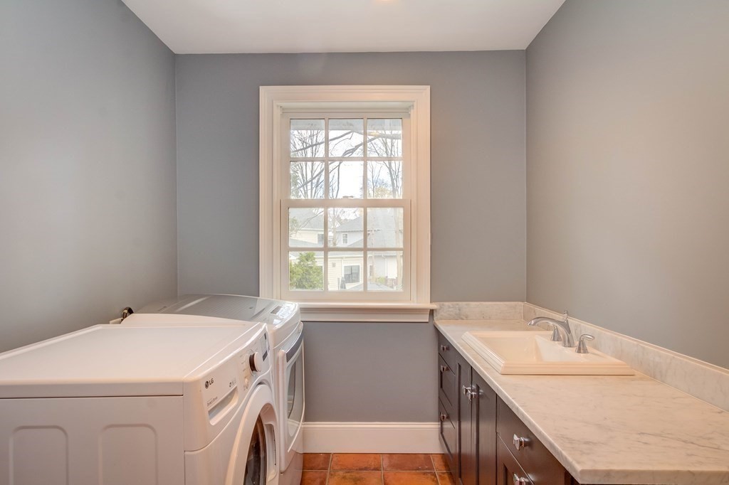 130 Clark Street Newton, MA 02459 - Photo 22 of 30