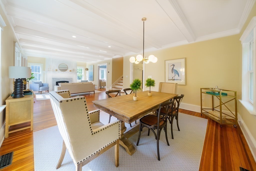 130 Clark Street Newton, MA 02459 - Photo 6 of 30