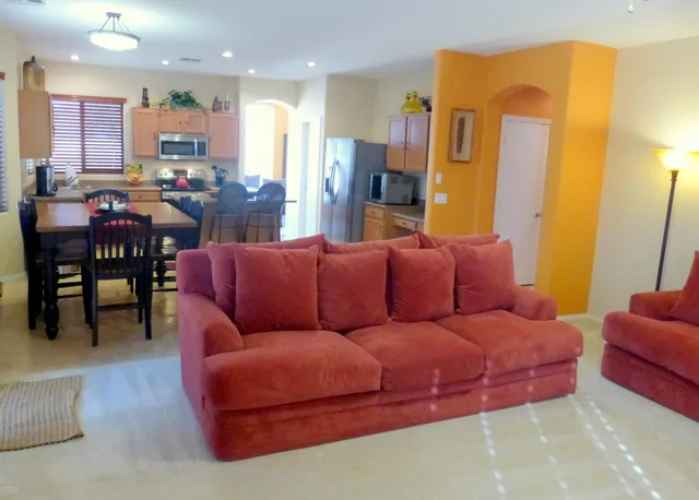 $4,200 | 1042 North Moccasin Trail, Gilbert, AZ 85234