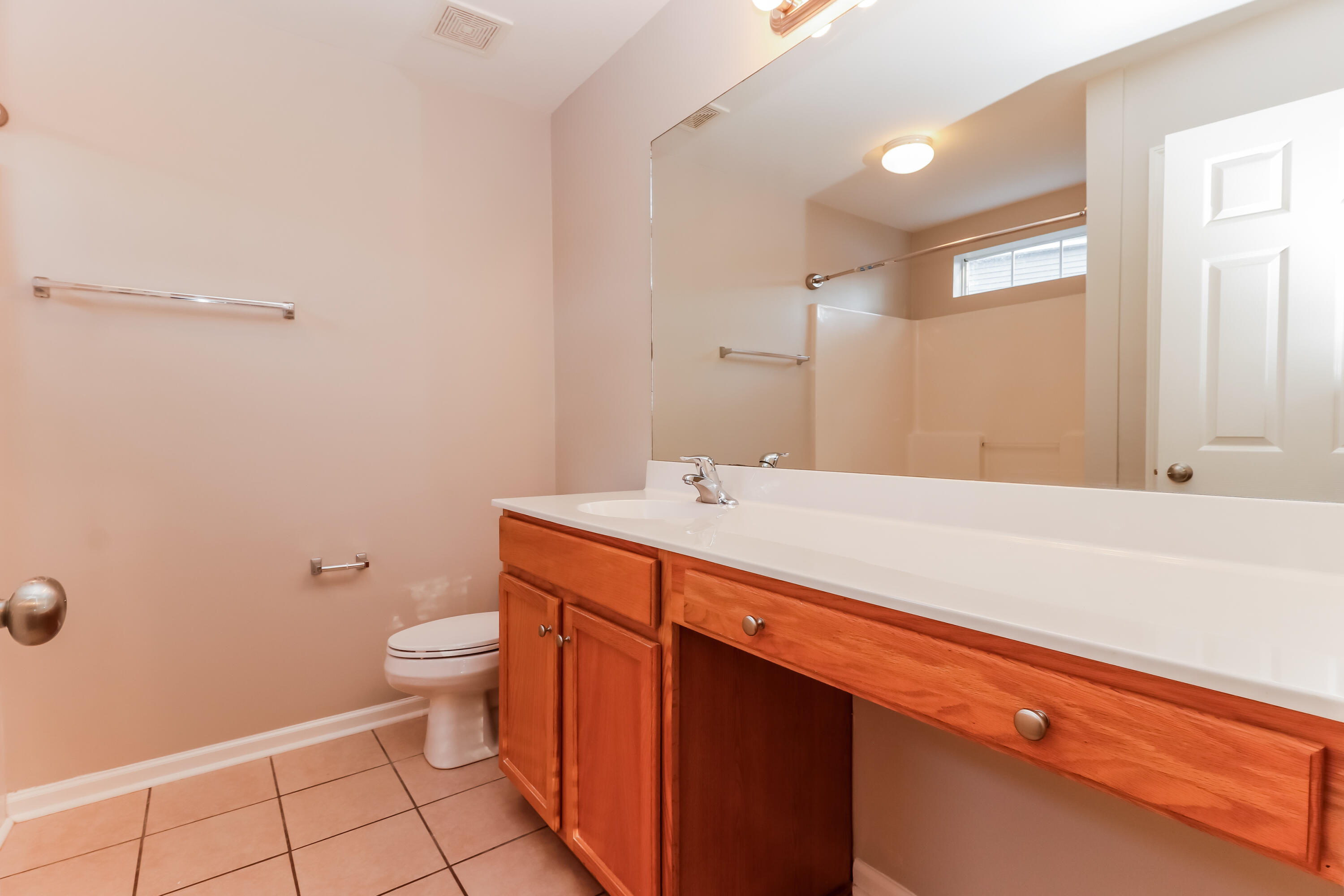 9068 Fieldstone Summerville, SC 29485 - Photo 14 of 15 1004896.9068 Fieldstone Trace - Main Bat