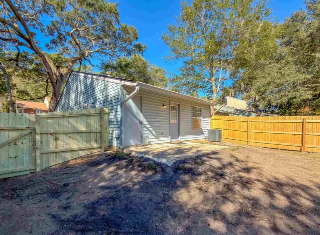 $1,400 | 2415 Talco Hills Drive, Tallahassee, FL 32303