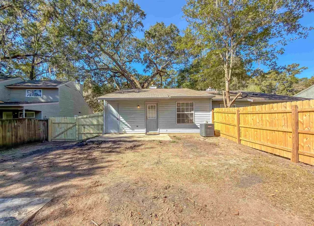 $1,400 | 2415 Talco Hills Drive, Tallahassee, FL 32303