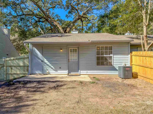 $1,400 | 2415 Talco Hills Drive, Tallahassee, FL 32303