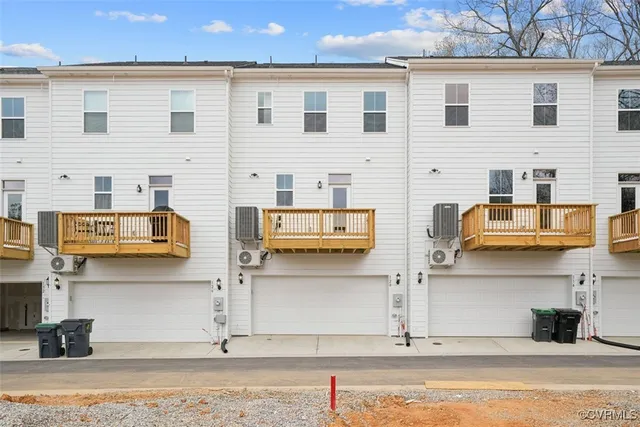 a view of a white building
