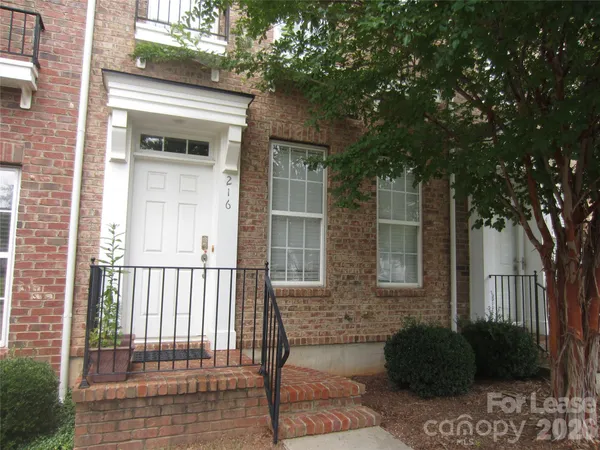$1,750 | 216 Welton Way, Mooresville, NC 28117