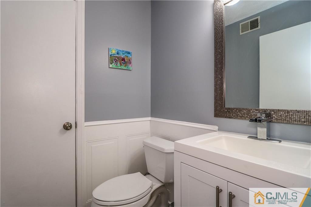 339 Lunar Road, Unit 339 Piscataway, NJ 08854 - Photo 14 of 25 Gallery Image 14