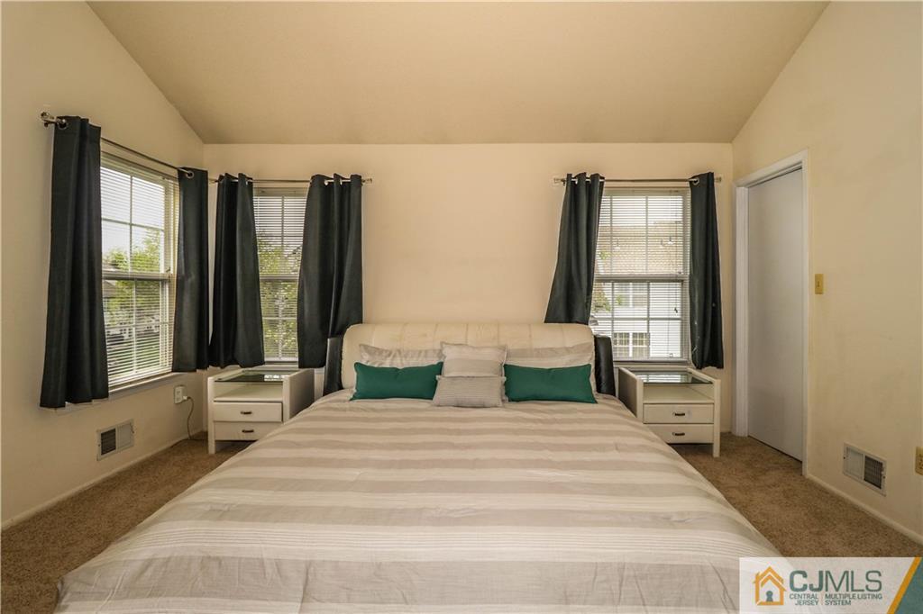 339 Lunar Road, Unit 339 Piscataway, NJ 08854 - Photo 16 of 25 Gallery Image 16