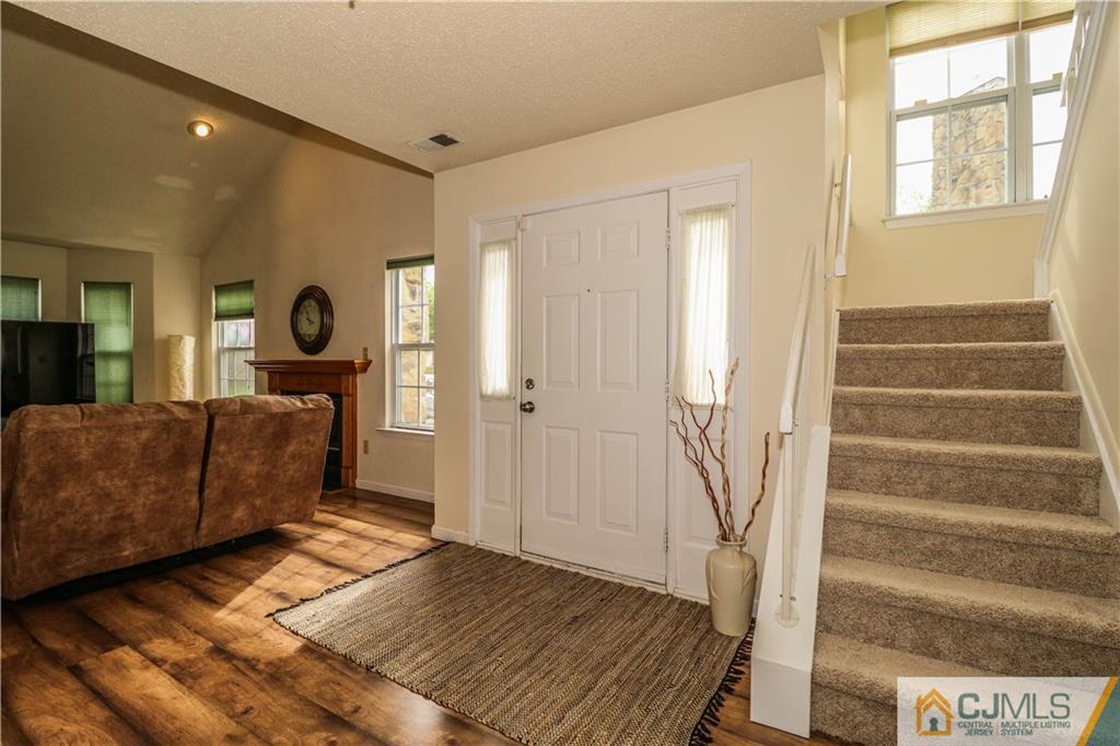 339 Lunar Road, Unit 339 Piscataway, NJ 08854 - Photo 3 of 25 Gallery Image 3