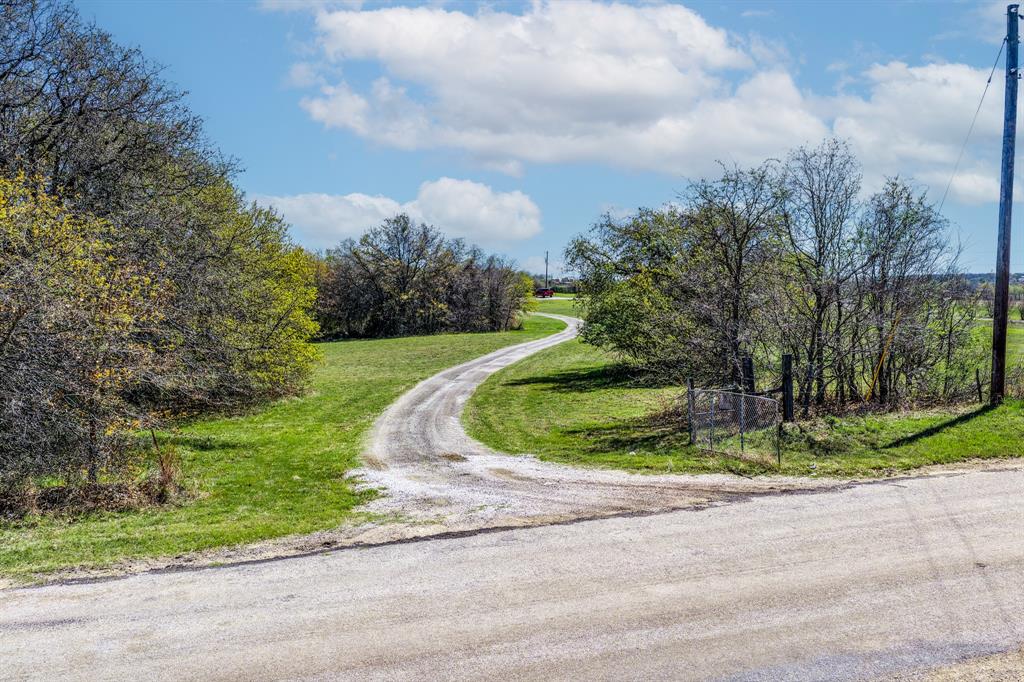 1536 New Hope Road Boyd, TX 76023 - Photo 11 of 40 a view of a garden with a pathway