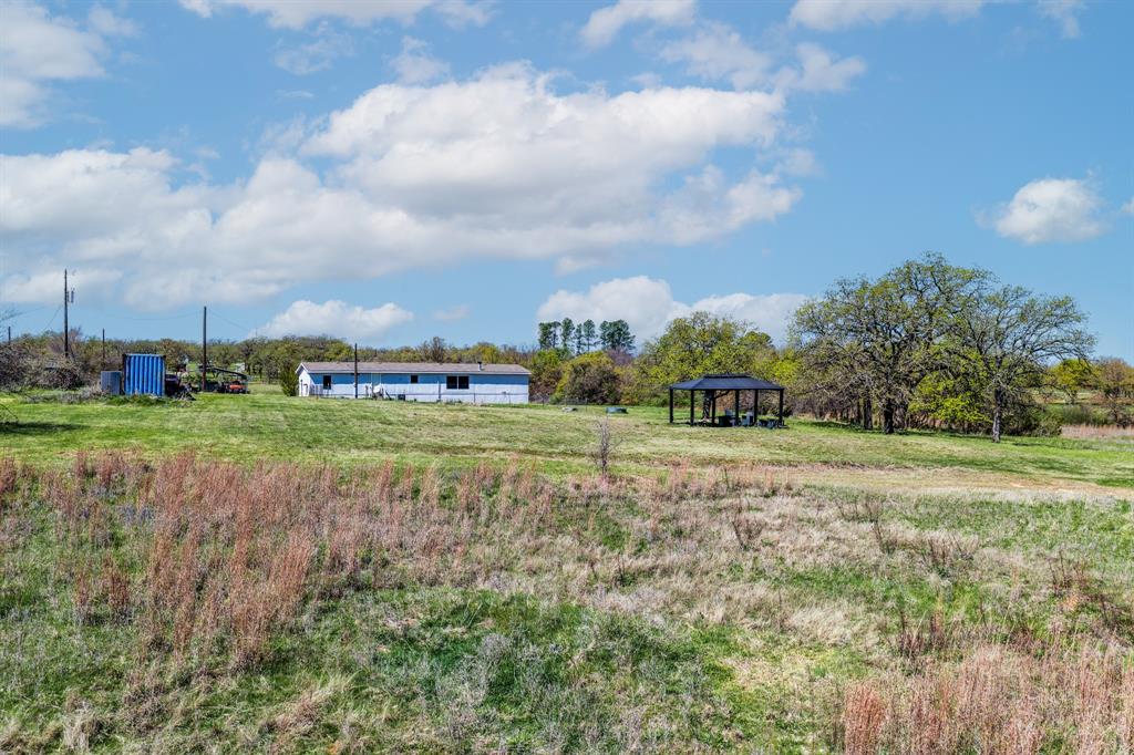 1536 New Hope Road Boyd, TX 76023 - Photo 9 of 40 a view of a green field
