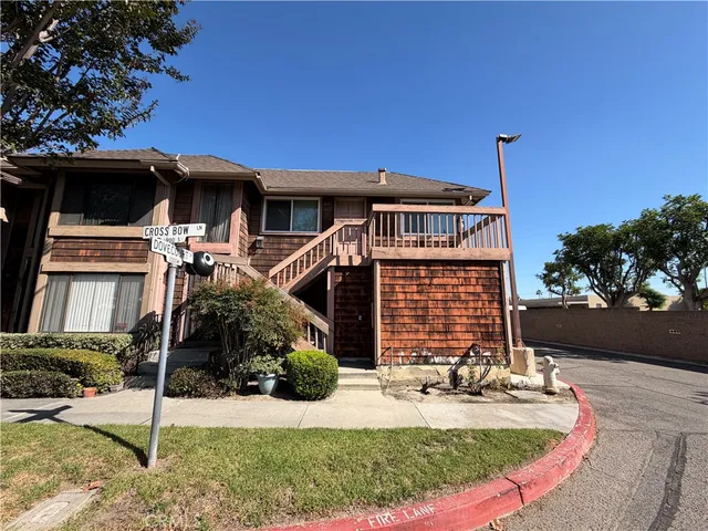 $199,900 | 998 South Crossbow Lane, Anaheim, CA 92804