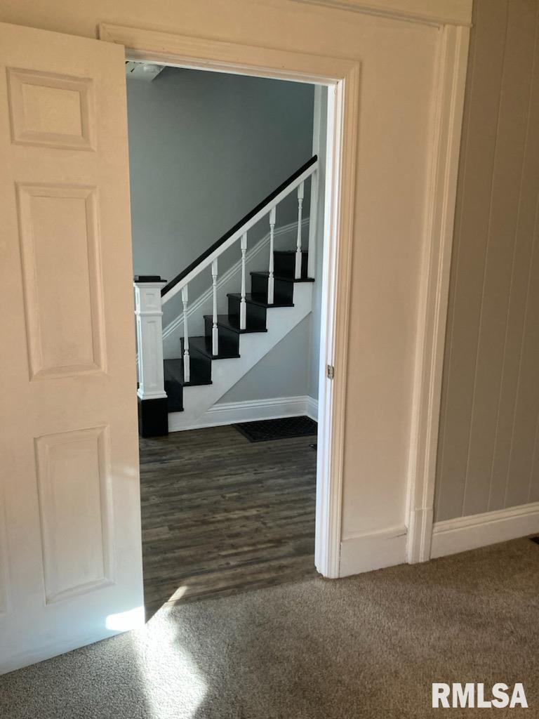 2204 South 11th Street Springfield, IL 62703 - Photo 5 of 10