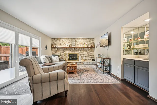 $979,000 | 10 Beth Drive, Ambler, PA 19002