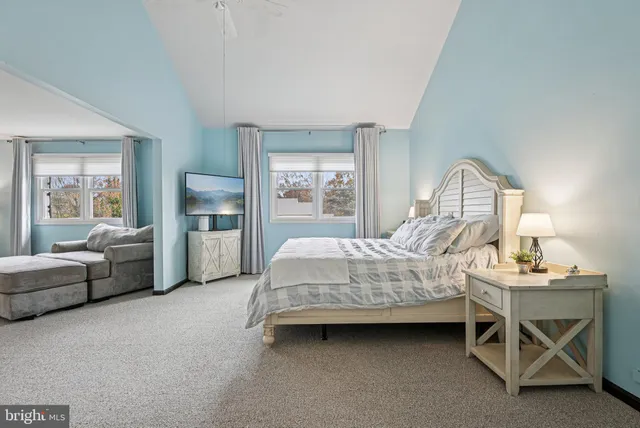 $979,000 | 10 Beth Drive, Ambler, PA 19002