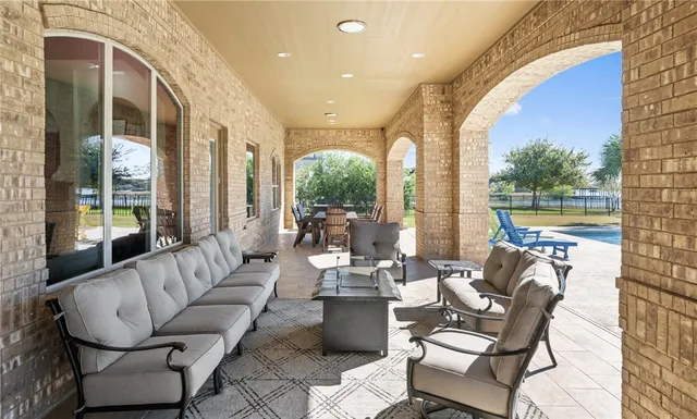 $1,250,000 | 5921 Lago Vista Drive, Corpus Christi, TX 78414