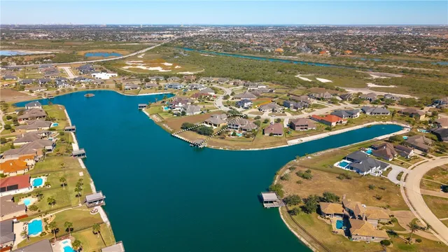 $1,250,000 | 5921 Lago Vista Drive, Corpus Christi, TX 78414