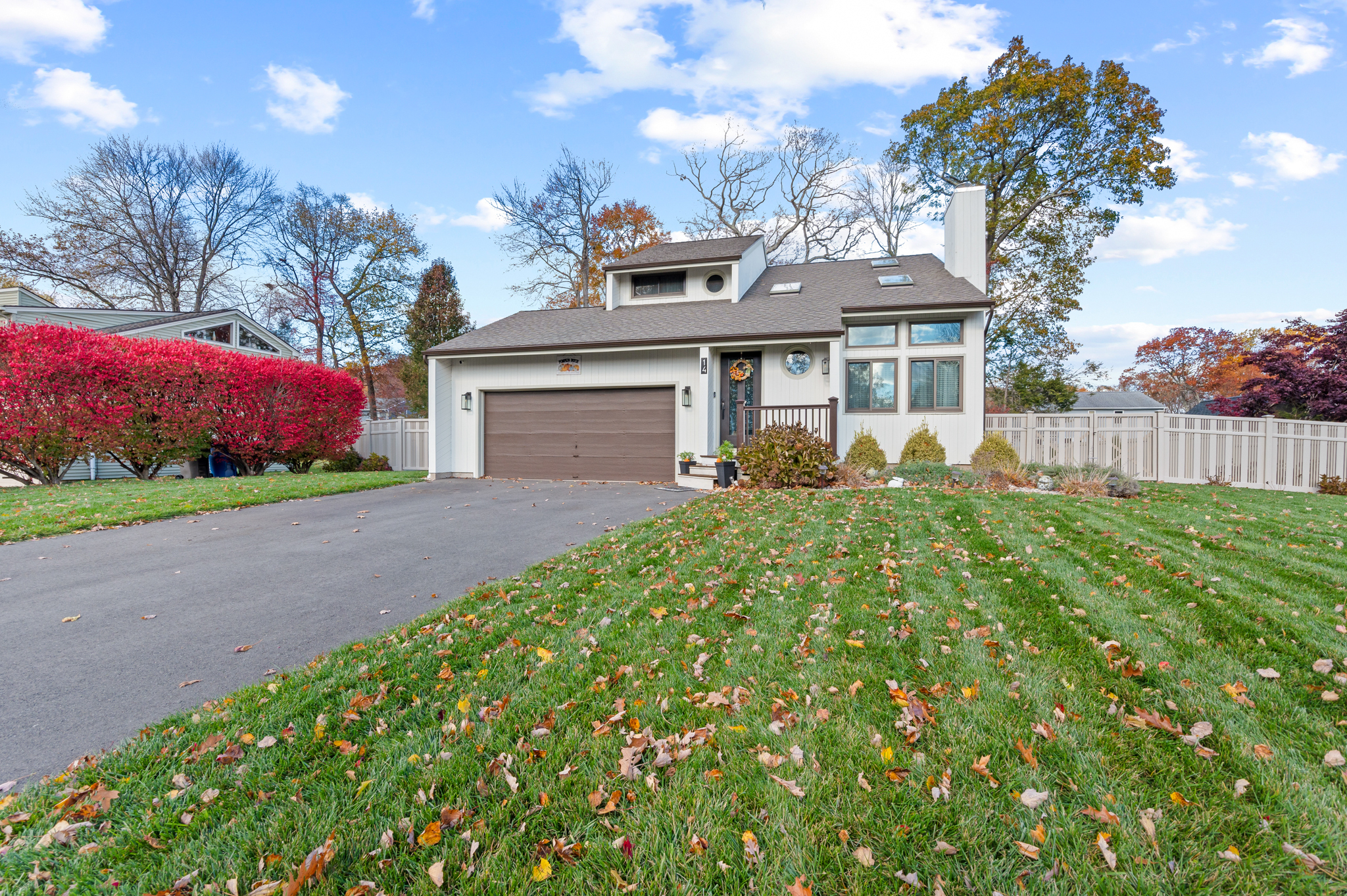 14 Inwood Lane Bristol, CT 06010 - Photo 40 of 40 a front view of a house with garden