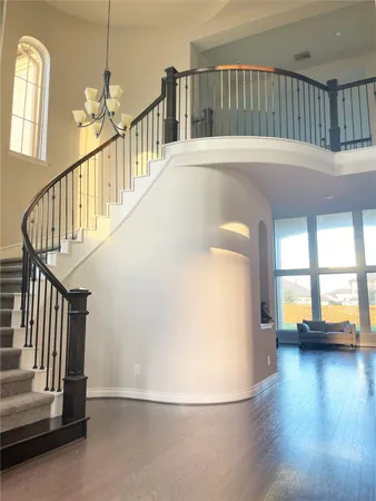 a view of livingroom with furniture and windows