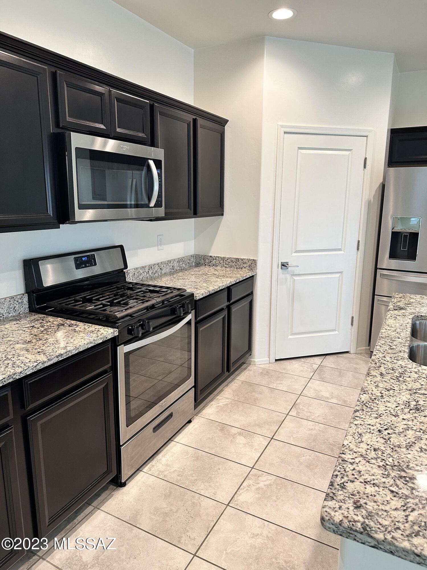 7544 South Circulo Rio Blanco Tucson, AZ 85756 - Photo 13 of 49 Gallery Image 13