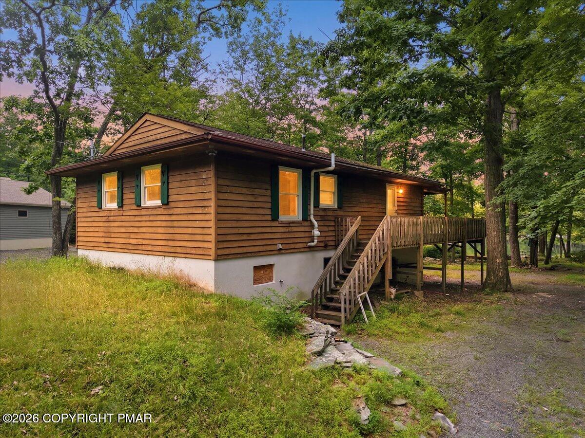 2342 Eagle Path Bushkill, PA 18324 - Photo 1 of 49 02-twilight