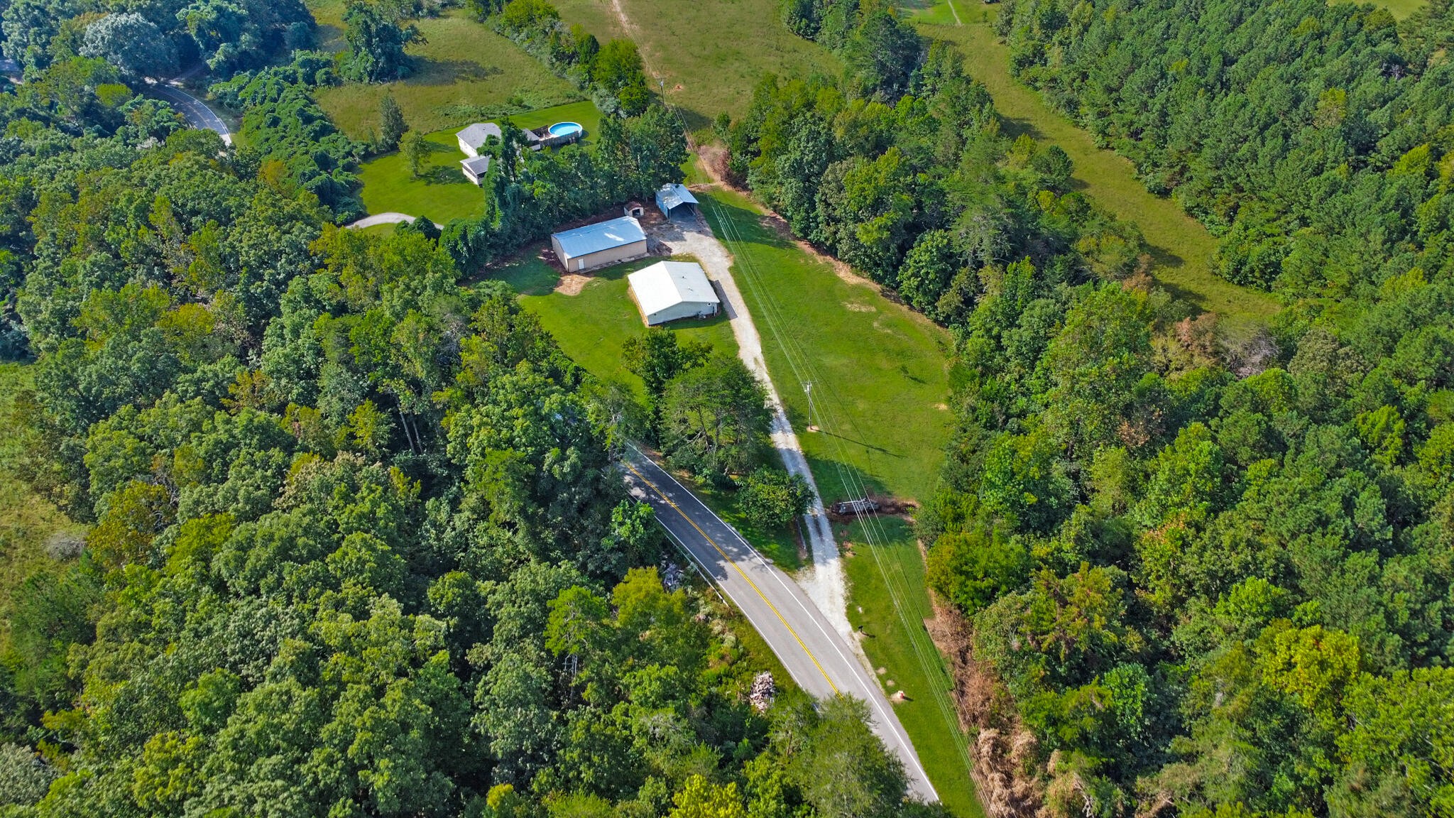 3702 Toestring Valley Road Spring City, TN 37381 - Photo 6 of 28 a view of a garden