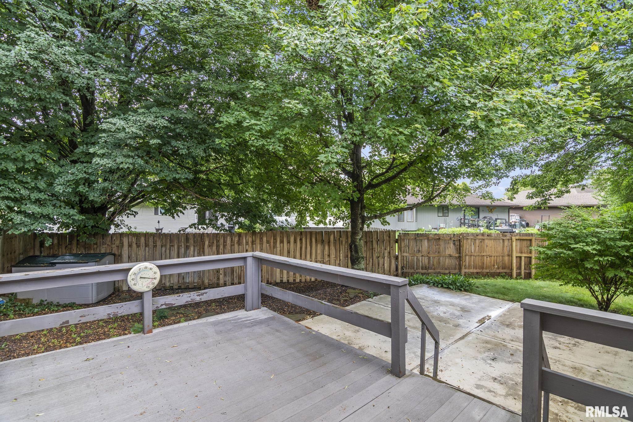 121 Calvin Avenue Springfield, IL 62704 - Photo 29 of 33