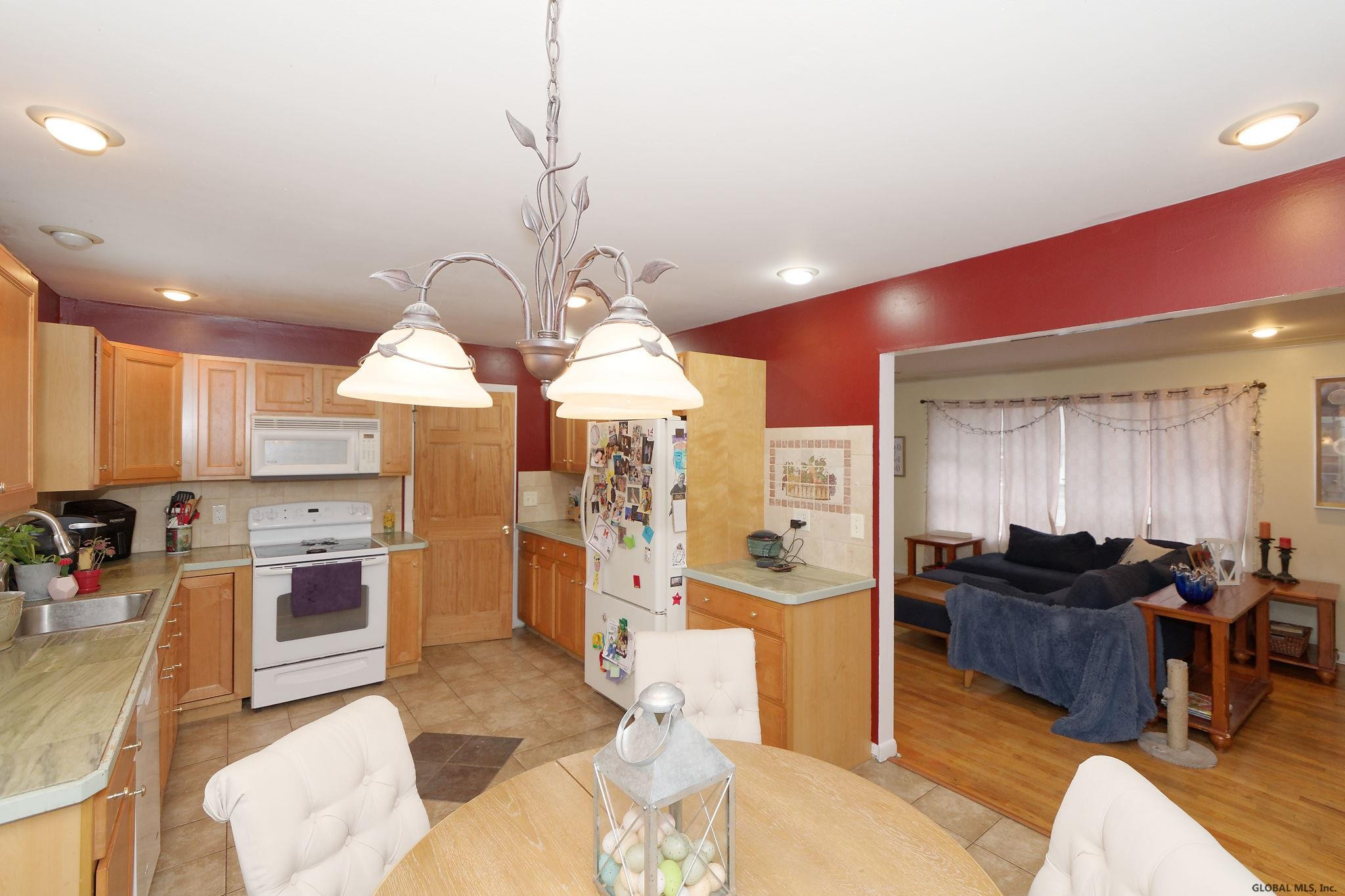 1157 Wavell Road Schenectady, NY 12303 - Photo 8 of 19 Photo 8