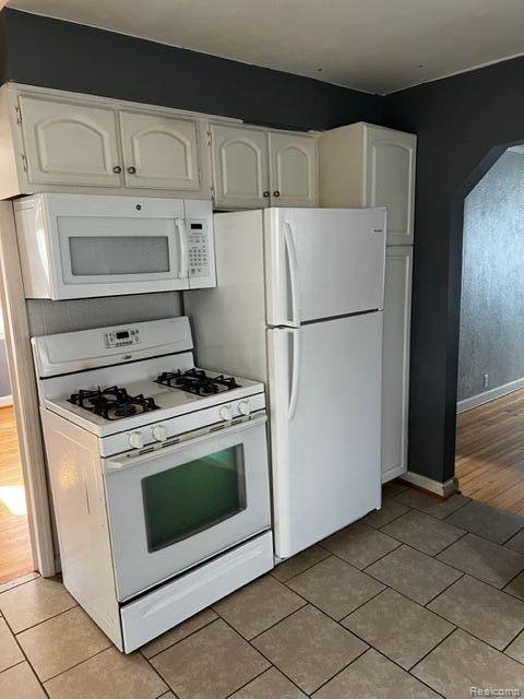 13346 Toepfer Road Warren, MI 48089 - Photo 6 of 11 Gallery Image 6