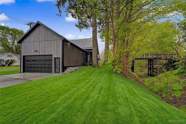 $449,900 | 9386 State Road, Colden, NY 14069