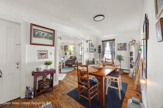 a view of outdoor space yard and porch