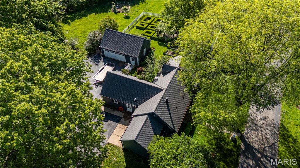 2021 South Warson Road Ladue, MO 63124 - Photo 7 of 15